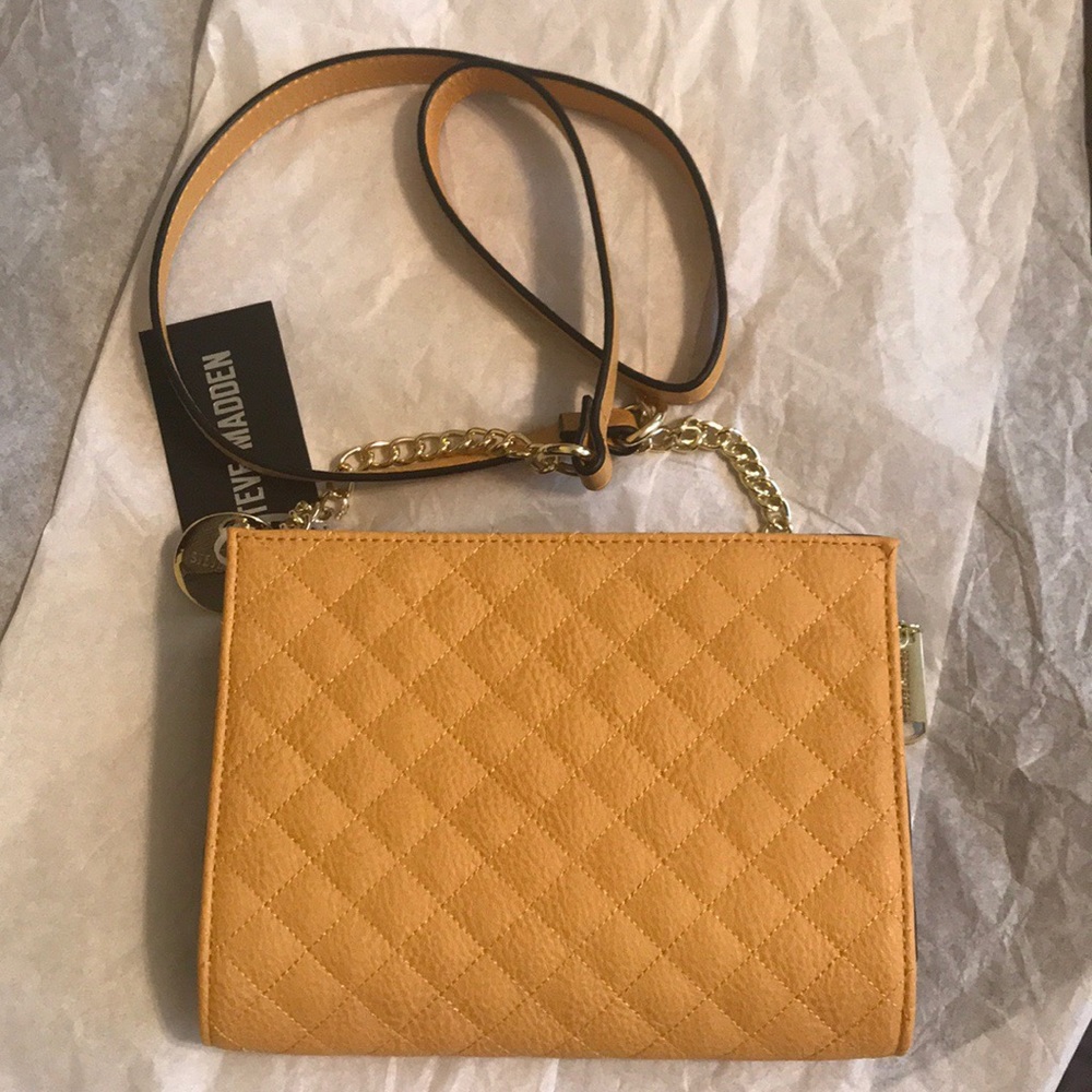 Steve Madden Quilted Wallet on String - Picture 2 of 6